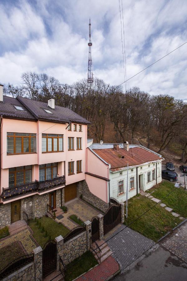 High Castle Park View Studio Lviv Exterior foto